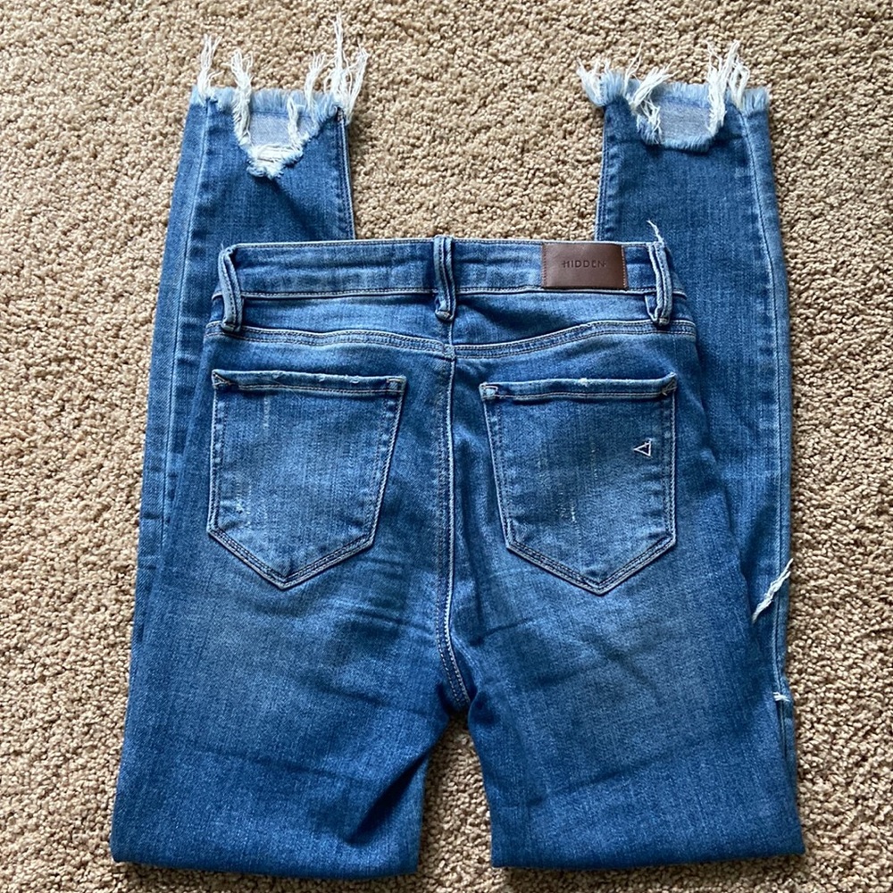 Women’s Hidden Skinny Jeans